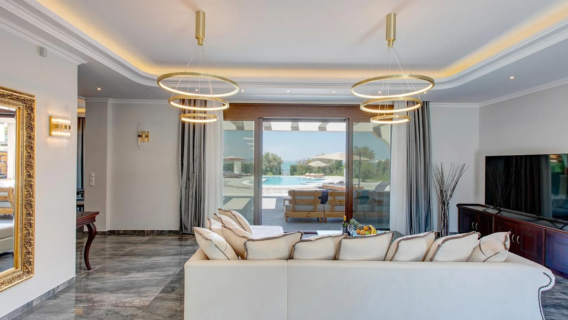 Epavli Alexandros Luxury Villa Vourvourou
